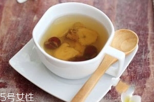 黄芪可以和茶叶一起泡吗?,黄芪和茶叶能一起泡吗