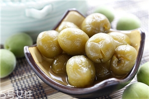酸甜梅怎么腌制,青梅如何腌得又甜又脆