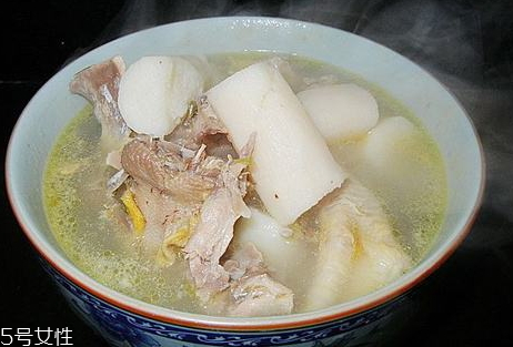 排骨牛蒡山药汤的做法,牛蒡淮山排骨汤的功效 排骨牛蒡山药汤的做法,牛蒡淮山排骨汤的功效