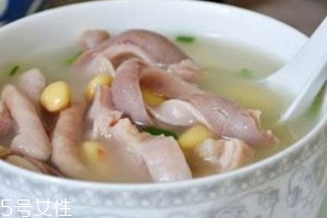 猪肚放什么材料煲汤好,猪肚煲汤放什么材料有营养 猪肚放什么材料煲汤好,猪肚煲汤放什么材料有营养