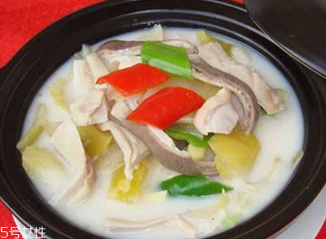 猪肚莲子汤的做法,莲子猪肚汤做法视频