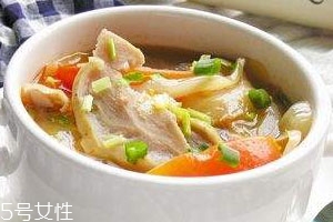 猪肚汤怎么炖好喝又营养,猪肚汤要炖多久才好喝