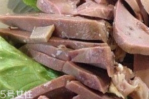 羊肺怎么清洗才干净视频,羊肝羊肺怎么清洗才干净