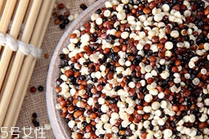 藜麦可以泡水喝吗,藜麦泡水喝的方法功效