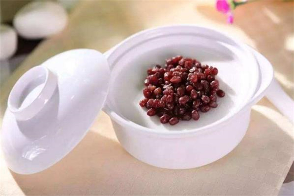 双皮奶可以放微波炉加热吗,双皮奶能不能用微波炉