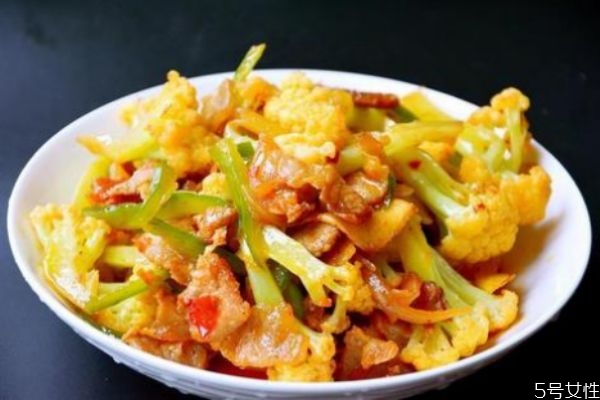 花菜怎么做好吃又简单,花菜怎么做好吃家常菜