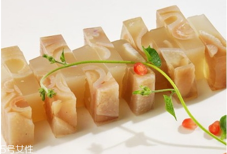 猪皮冻的技巧,猪皮冻的正确方法