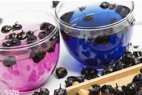 黑枸杞用什么水泡最好,黑枸杞用什么水泡最好什么水位