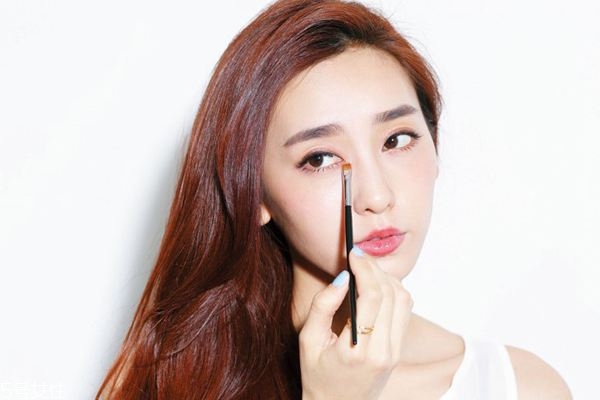 睫毛膏有什么颜色,什么颜色的睫毛膏好看 睫毛膏有什么颜色,什么颜色的睫毛膏好看