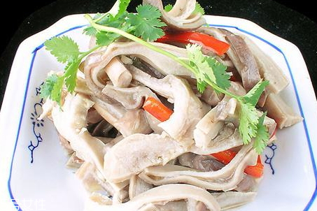 怎么做猪肚好吃,猪肚子怎么做好吃?