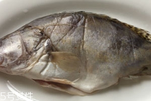 徽州臭鳜鱼哪家做的最正宗,干锅臭鳜鱼的做法