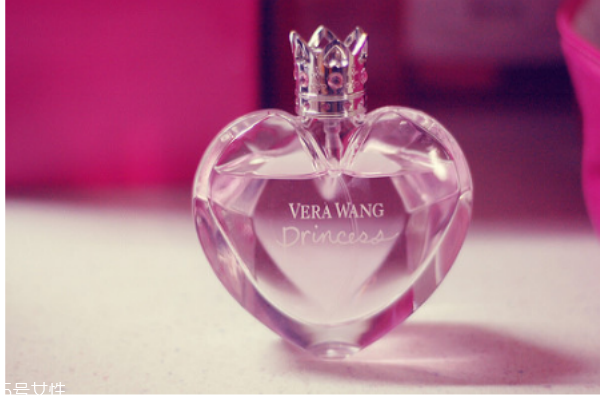 香水在高温下会怎么样,香水怕高温吗 香水在高温下会怎么样,香水怕高温吗