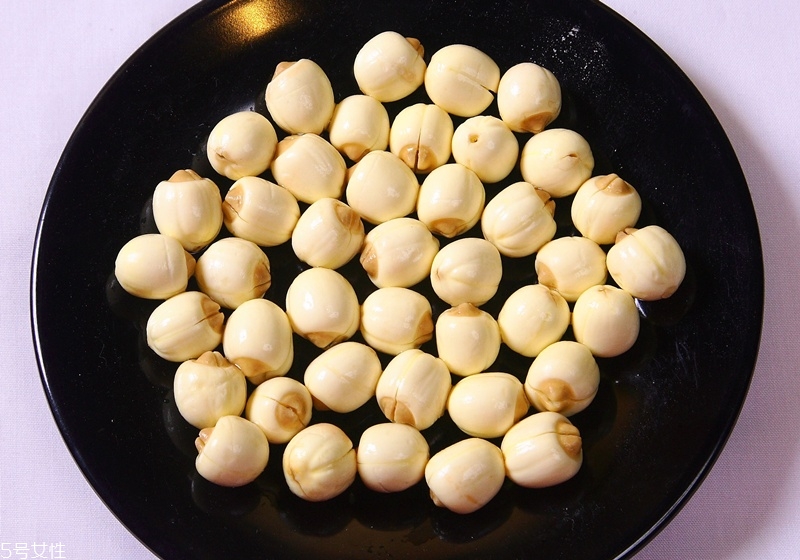 莲子怎么选购,怎么选莲子干货