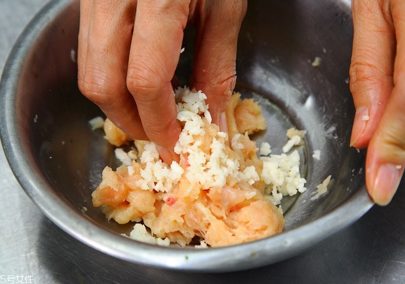 荸荠做菜的方法,荸荠的吃法和做法