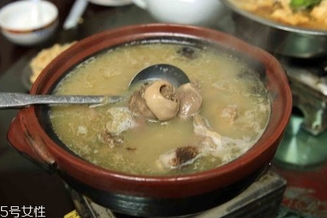 香菇老鸭汤的做法,香菇老鸭汤的做法窍门 香菇老鸭汤的做法,香菇老鸭汤的做法窍门