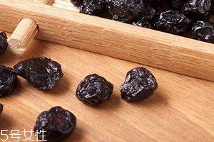 蓝莓干好吃吗,蓝莓干好吃吗什么味道
