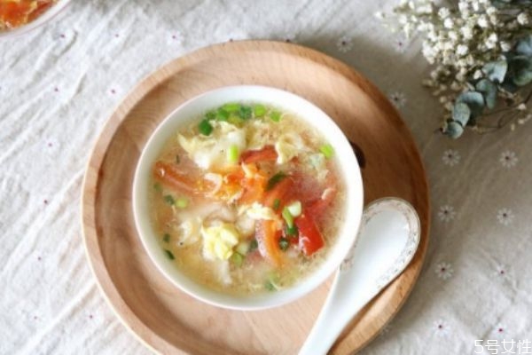 西红柿鸡蛋汤会发胖吗?,西红柿鸡蛋汤会使人发胖吗 西红柿鸡蛋汤会发胖吗?,西红柿鸡蛋汤会使人发胖吗