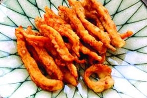 鸡柳为什么是红色的,鸡柳表面红色的是什么