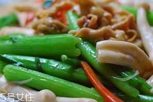 鸡肉肠不能和什么一起吃,鸡肠能不能吃