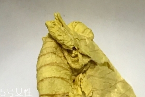 秋葵花泡水喝副作用吗,喝秋葵花泡水有何功效
