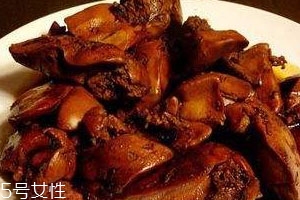 鸡心鸡肝是发物吗,鸡肝是发物吗?
