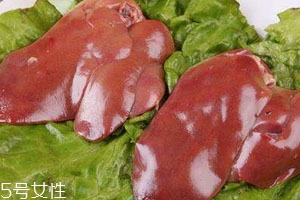 鸡肝是黄的可以吃吗,鸡肝发黄能吃吗