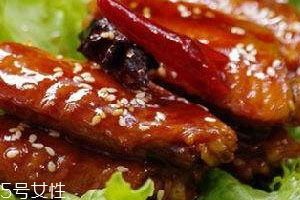 啤酒鸡翅和可乐鸡翅哪个更好吃,啤酒鸡翅好吃还是可乐鸡翅好吃