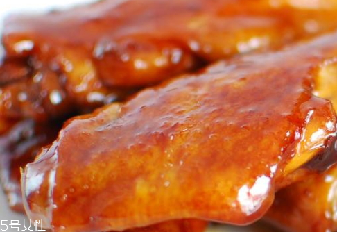 可乐鸡翅口感描述,可乐鸡翅如何制作