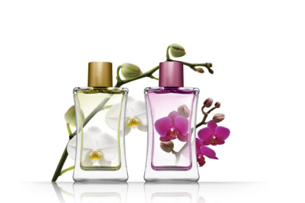 水被高温后会变成什么?,什么东西遇到水会产生高温