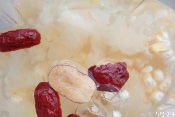 玉米银耳汤怎么做,玉米银耳汤的做法