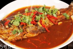 红烧鱼能隔夜吃吗,烧鱼隔夜还能吃吗