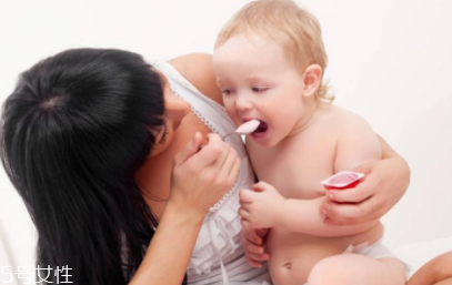 断母乳要注意什么(断母乳要注意什么)
