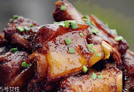 红烧排骨家常做法简单七个步骤,红烧排骨家常做法 正宗