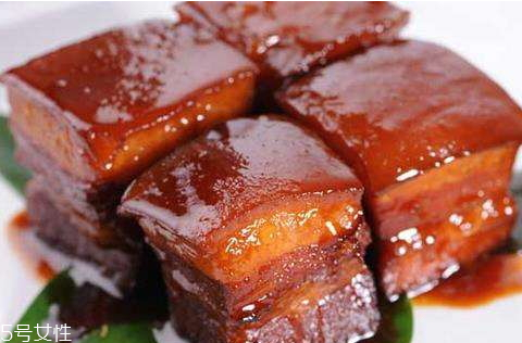 红烧肉怎么做不苦,红烧肉怎么做不硬