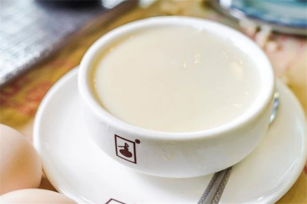 双皮奶是开水上锅蒸还是凉水,双皮奶冷水蒸还是热水蒸 双皮奶是开水上锅蒸还是凉水,双皮奶冷水蒸还是热水蒸