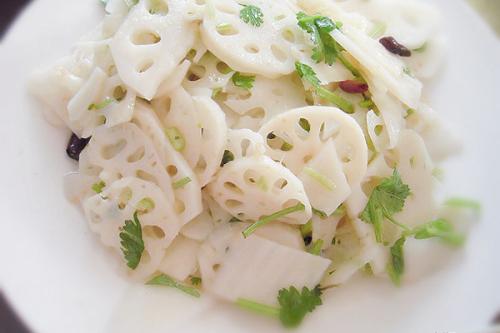 怎样凉拌藕片又脆又好吃,凉拌藕怎么做好吃又简单