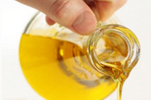 亚麻籽油可以祛斑吗能擦脸吗,过期的亚麻籽油可以擦脸吗