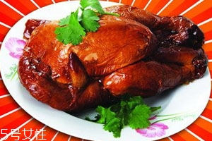 烧鸡可以冷冻吗,烧鸡放冰箱冷冻可以吗