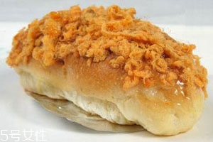肉松面包里面的酱是什么酱,肉松面包里面那个白色的酱是什么酱啊
