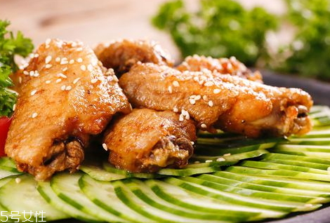 空气炸锅炸鸡翅做法大全,空气炸锅炸鸡翅的制作方法及步骤