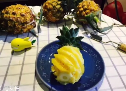 泰国迷你小菠萝是转基因吗,市面上的泰国小菠萝是从泰国进的吗