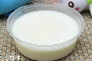 双皮奶要用什么牛奶,哪种牛奶适合做双皮奶