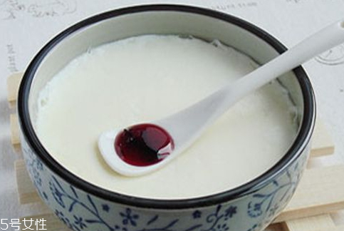 如何做双皮奶简单做法,双皮奶的制作步骤