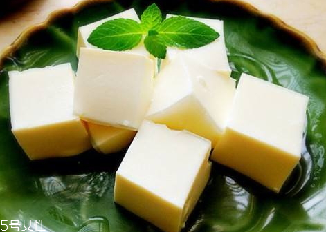 椰奶冻好吃吗?什么味,椰奶冻好吃吗 椰奶冻好吃吗?什么味,椰奶冻好吃吗