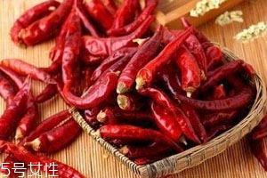 干辣椒是晒还是阴干好,红辣椒晒干好还是阴干好