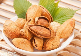 巴旦木可以空腹吃吗,巴旦木可以直接吃吗