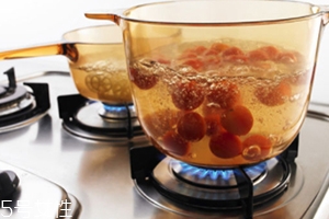 康宁锅可以明火烧吗,康宁玻璃锅可以用明火吗