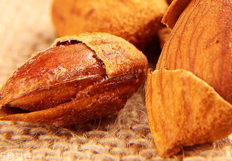 巴旦木适合什么人吃,巴旦木不适合什么人吃