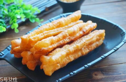 油条的做法和配方 教程,油条的做法和配方 酥脆蓬松