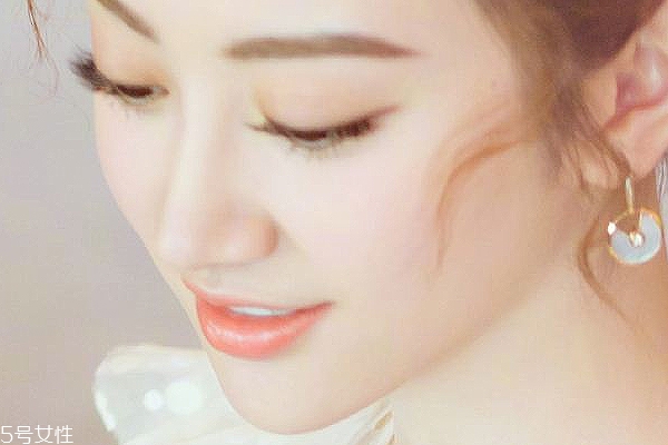 化眼妆还是画眼妆,眼妆是化妆的重点对还是错